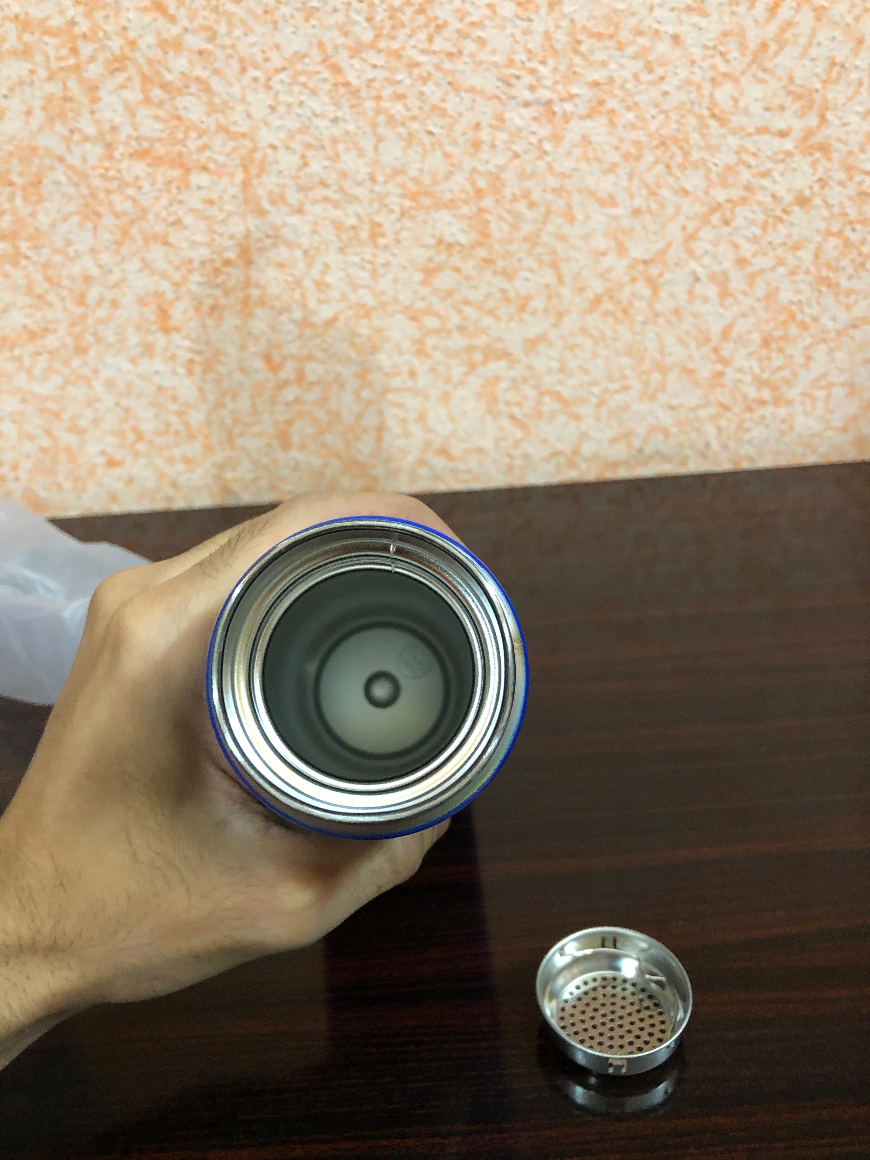 Temperature Display Vacuum Insulated Water Bottle Thermo Flask Made of Premium Stainless